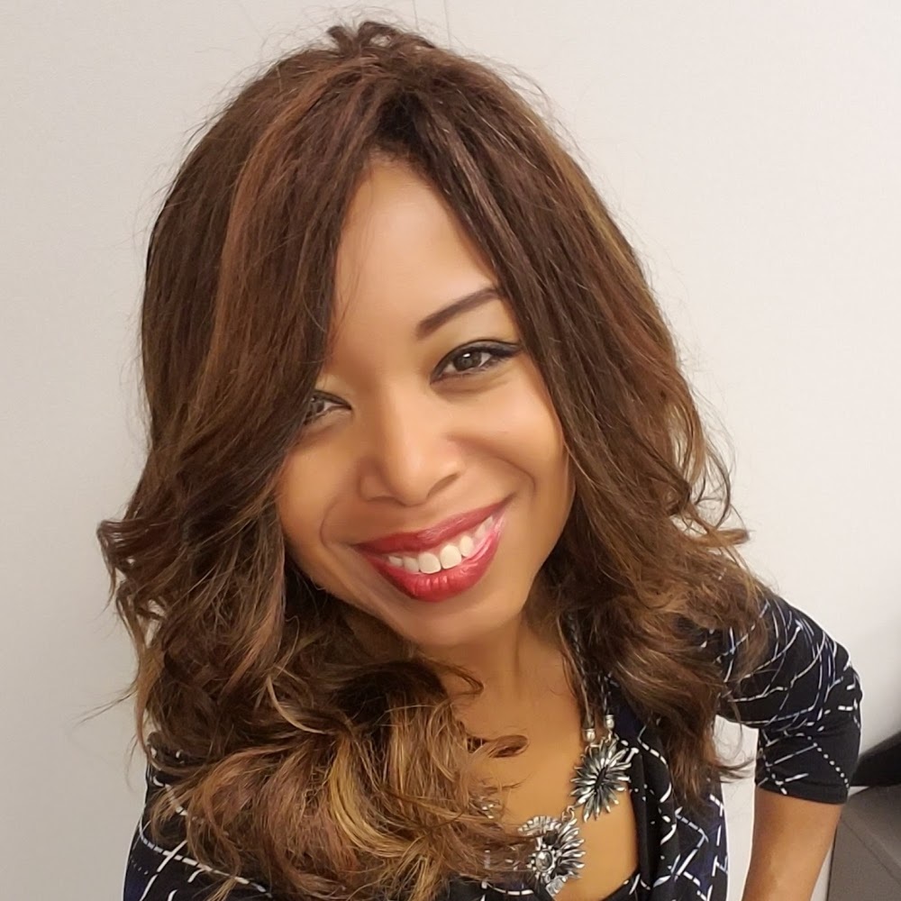 Meet your Posher, Angela